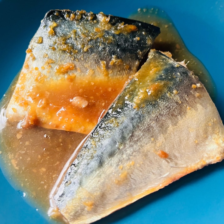フライパンで簡単·͜· ᕷサバの味噌煮